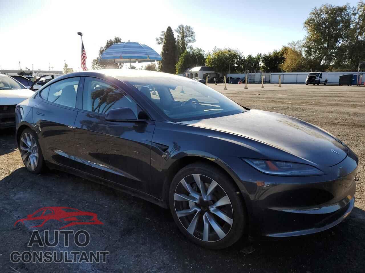 TESLA MODEL 3 2024 - 5YJ3E1EA6RF740866