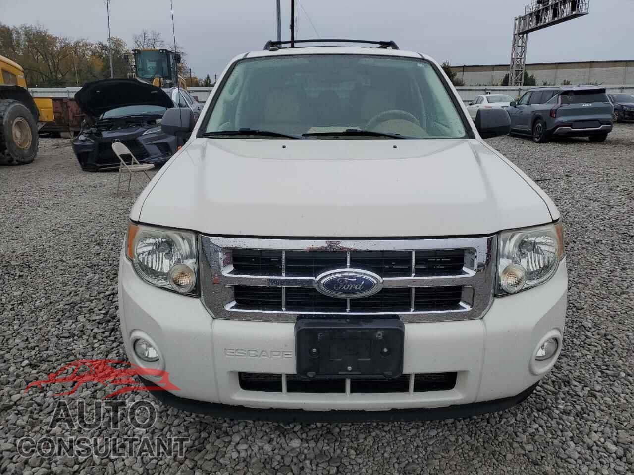 FORD ESCAPE 2009 - 1FMCU03G79KB03956