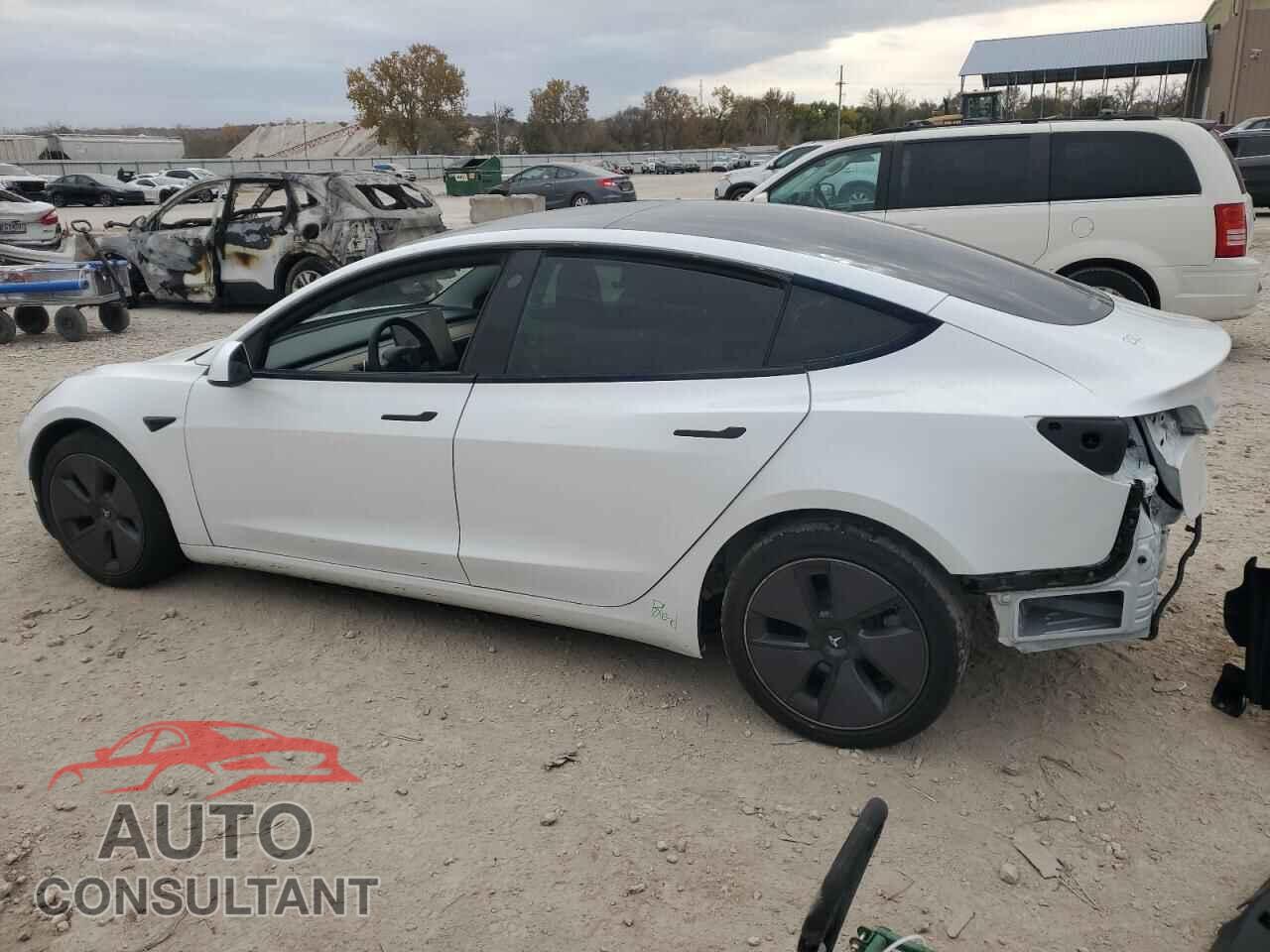 TESLA MODEL 3 2021 - 5YJ3E1EA4MF857788