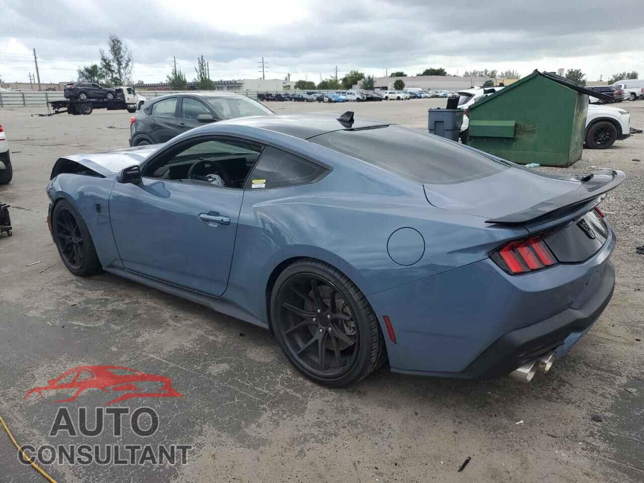 FORD MUSTANG 2024 - 1FA6P8CF2R5426475