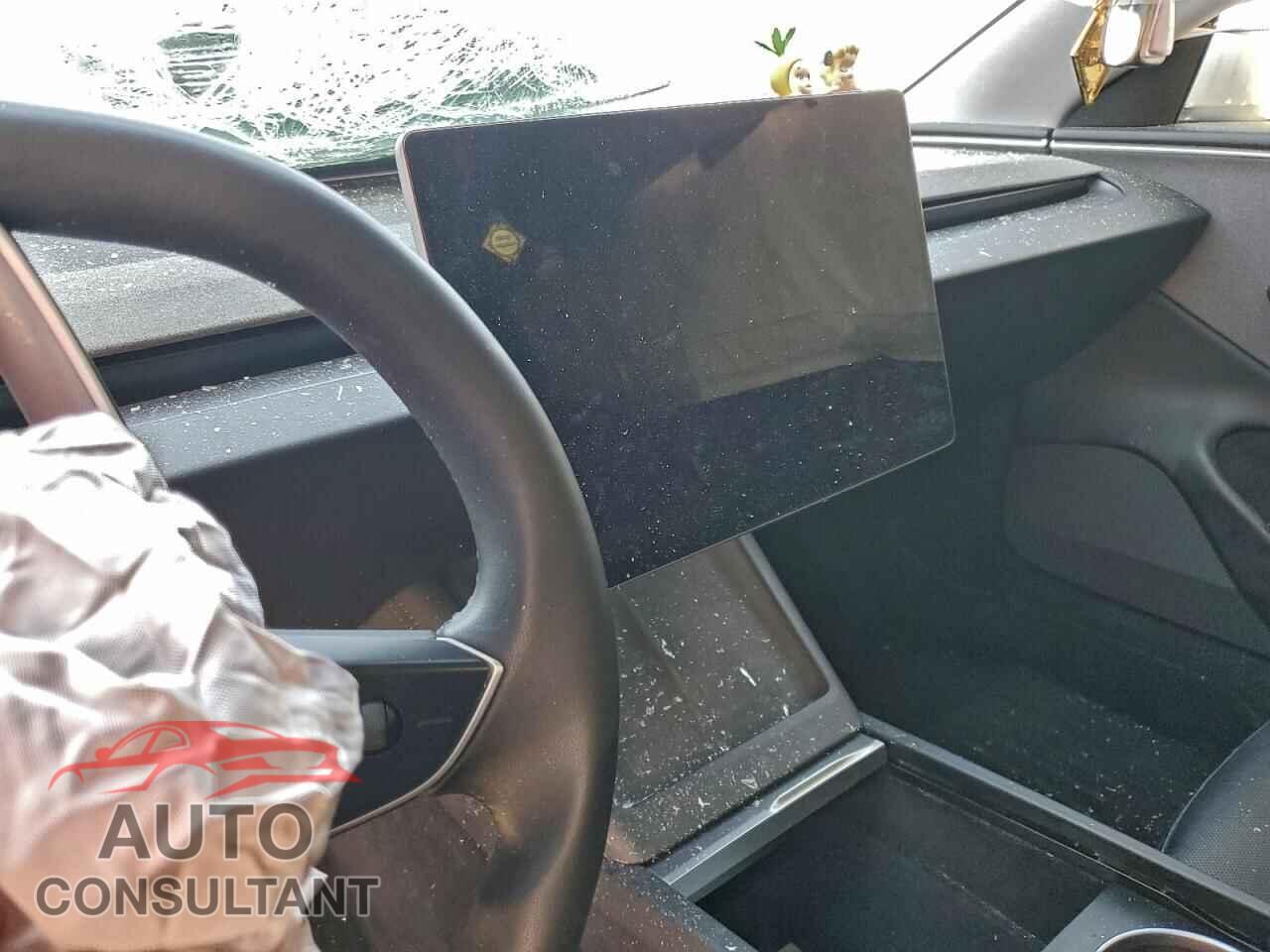 TESLA MODEL 3 2024 - 5YJ3E1EA1RF721285