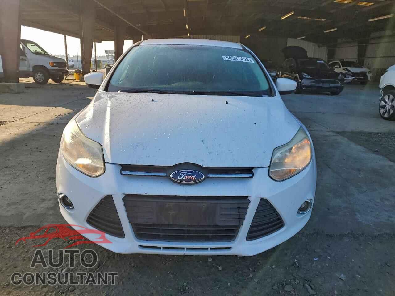 FORD FOCUS 2012 - 1FAHP3F24CL217195