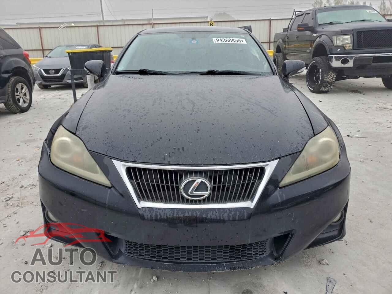 LEXUS IS 2011 - JTHBF5C25B5141202