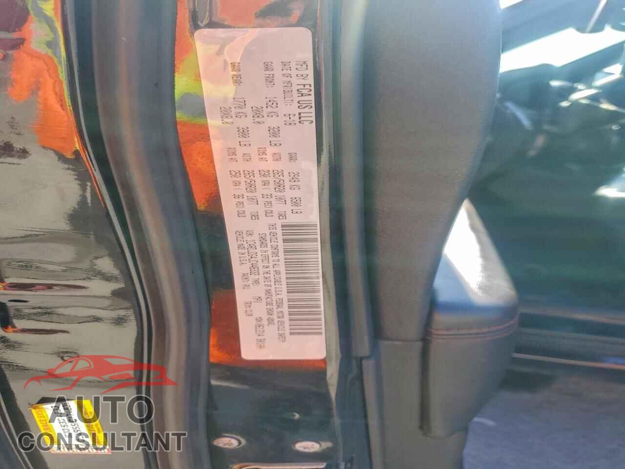 DODGE DURANGO 2018 - 1C4RDJDG4JC448332