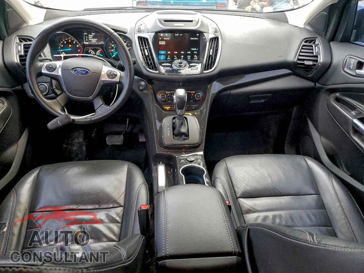 FORD ESCAPE 2016 - 1FMCU9J97GUA53201