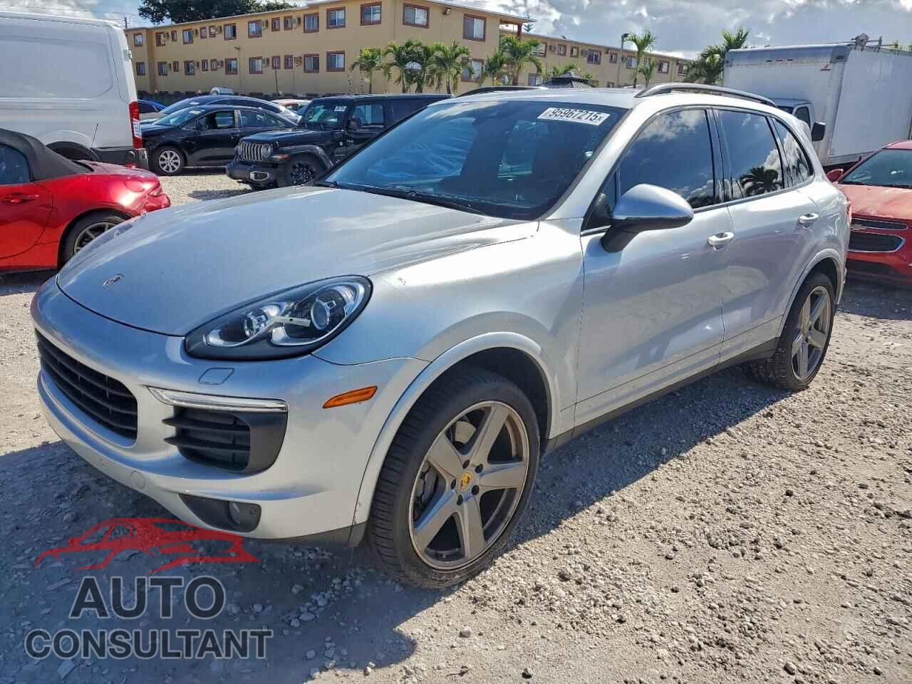 PORSCHE CAYENNE 2017 - WP1AA2A20HKA89192
