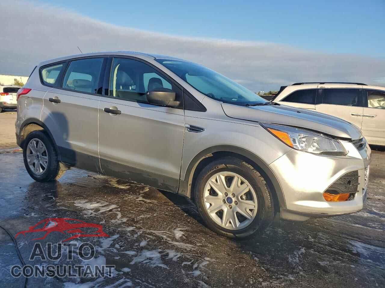 FORD ESCAPE 2016 - 1FMCU0F71GUA60759