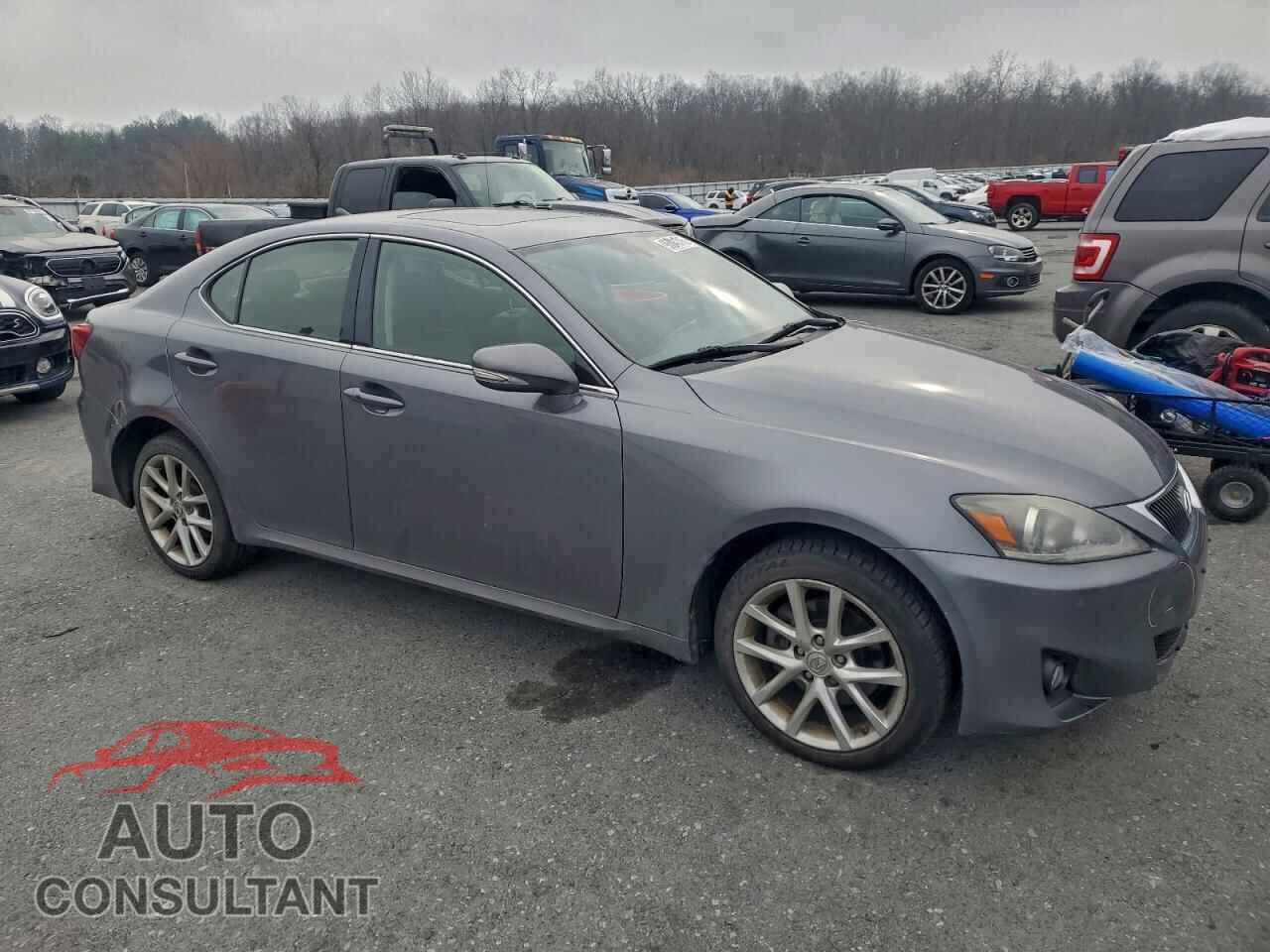 LEXUS IS 2012 - JTHCF5C20C5058752