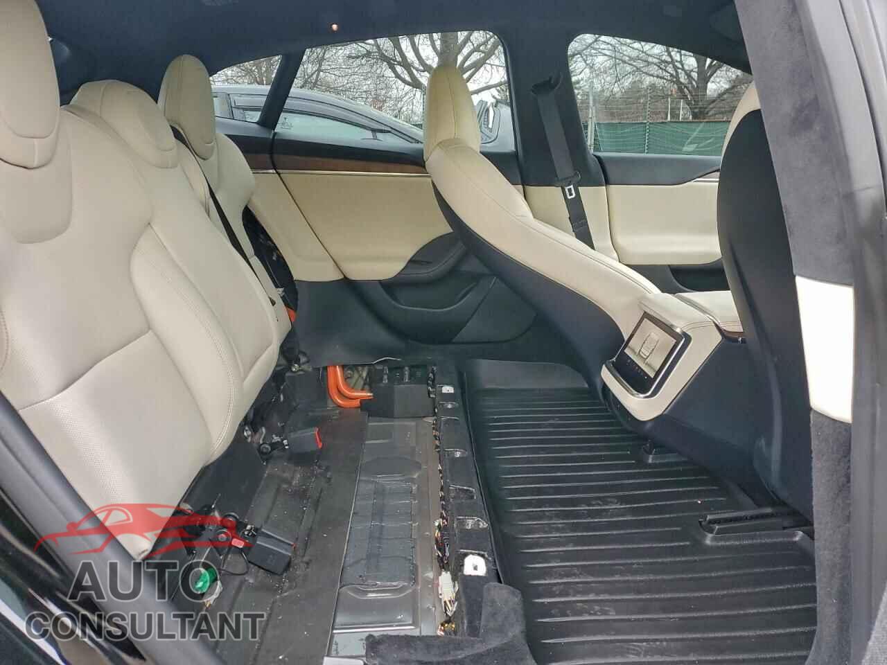 TESLA MODEL S 2021 - 5YJSA1E52MF430555