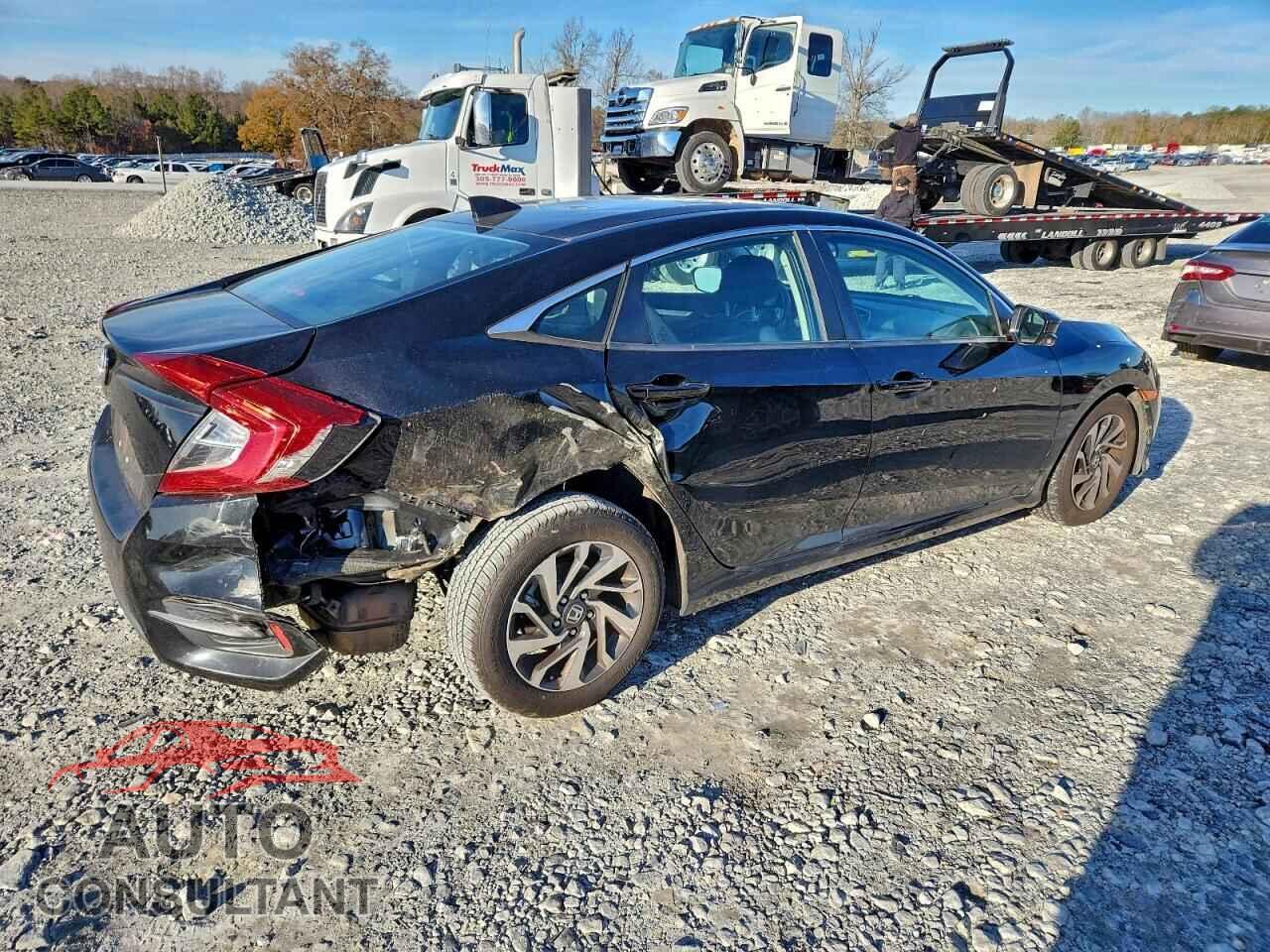 HONDA CIVIC 2017 - 19XFC2F78HE024003