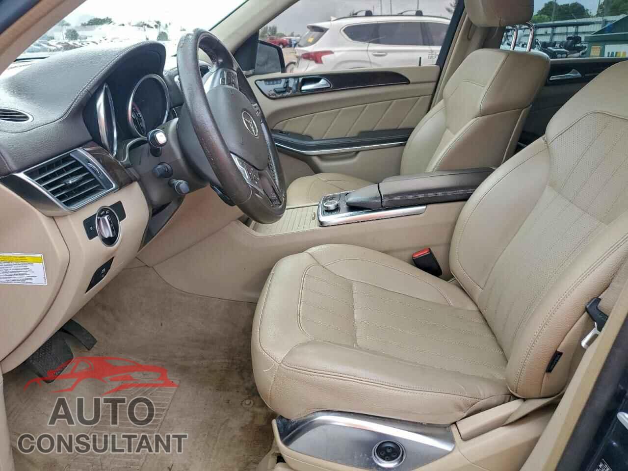 MERCEDES-BENZ GL-CLASS 2014 - 4JGDF7CE4EA268000
