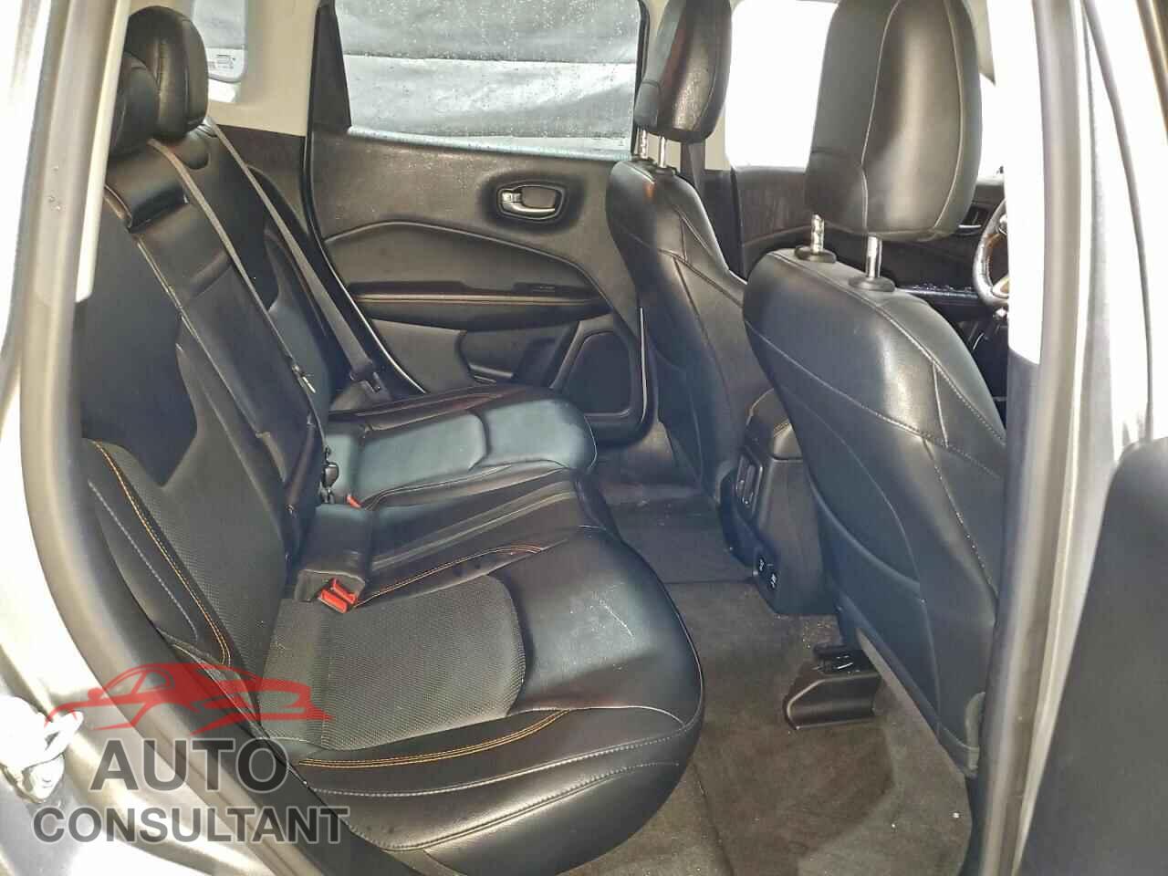 JEEP COMPASS 2017 - 3C4NJDCB9HT636096