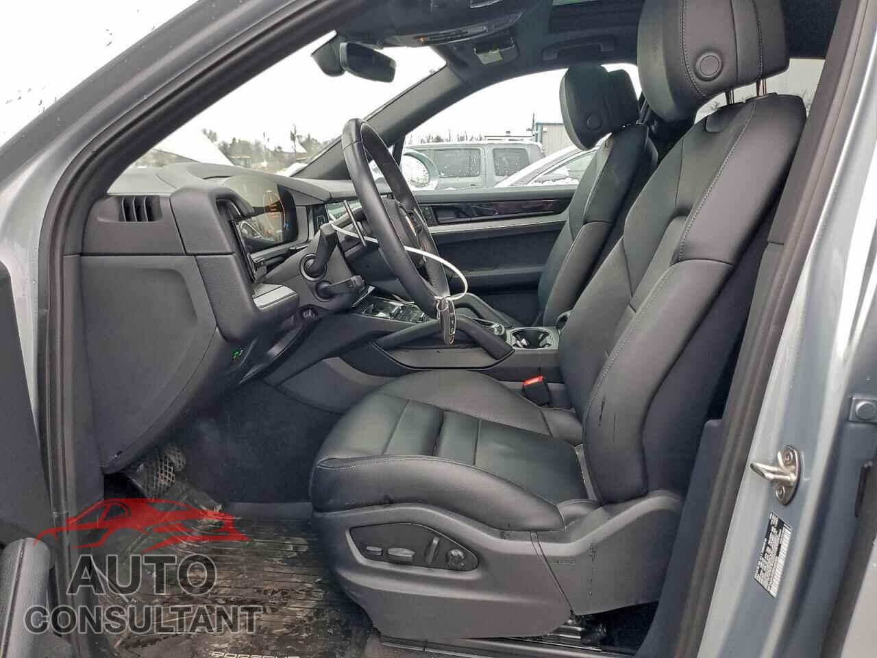 PORSCHE CAYENNE 2024 - WP1AA2AY0RDA09383
