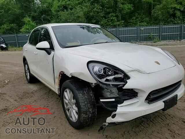 PORSCHE CAYENNE 2012 - WP1AA2A27CLA00916