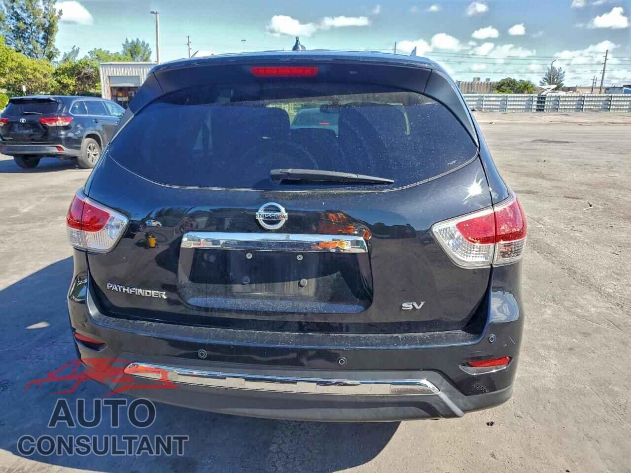 NISSAN PATHFINDER 2015 - 5N1AR2MN2FC609153