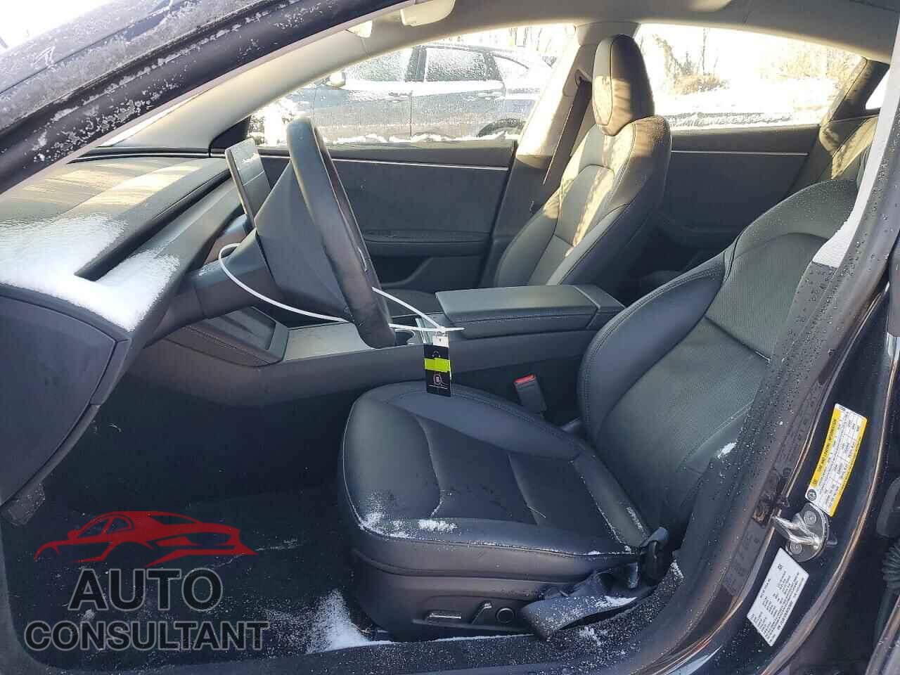 TESLA MODEL 3 2024 - 5YJ3E1EB7RF829886