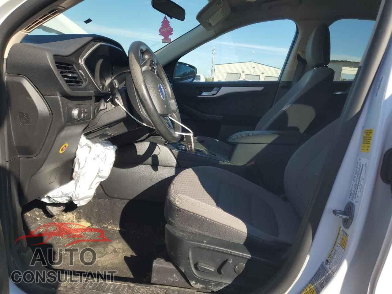 FORD ESCAPE 2020 - 1FMCU0G62LUB74009