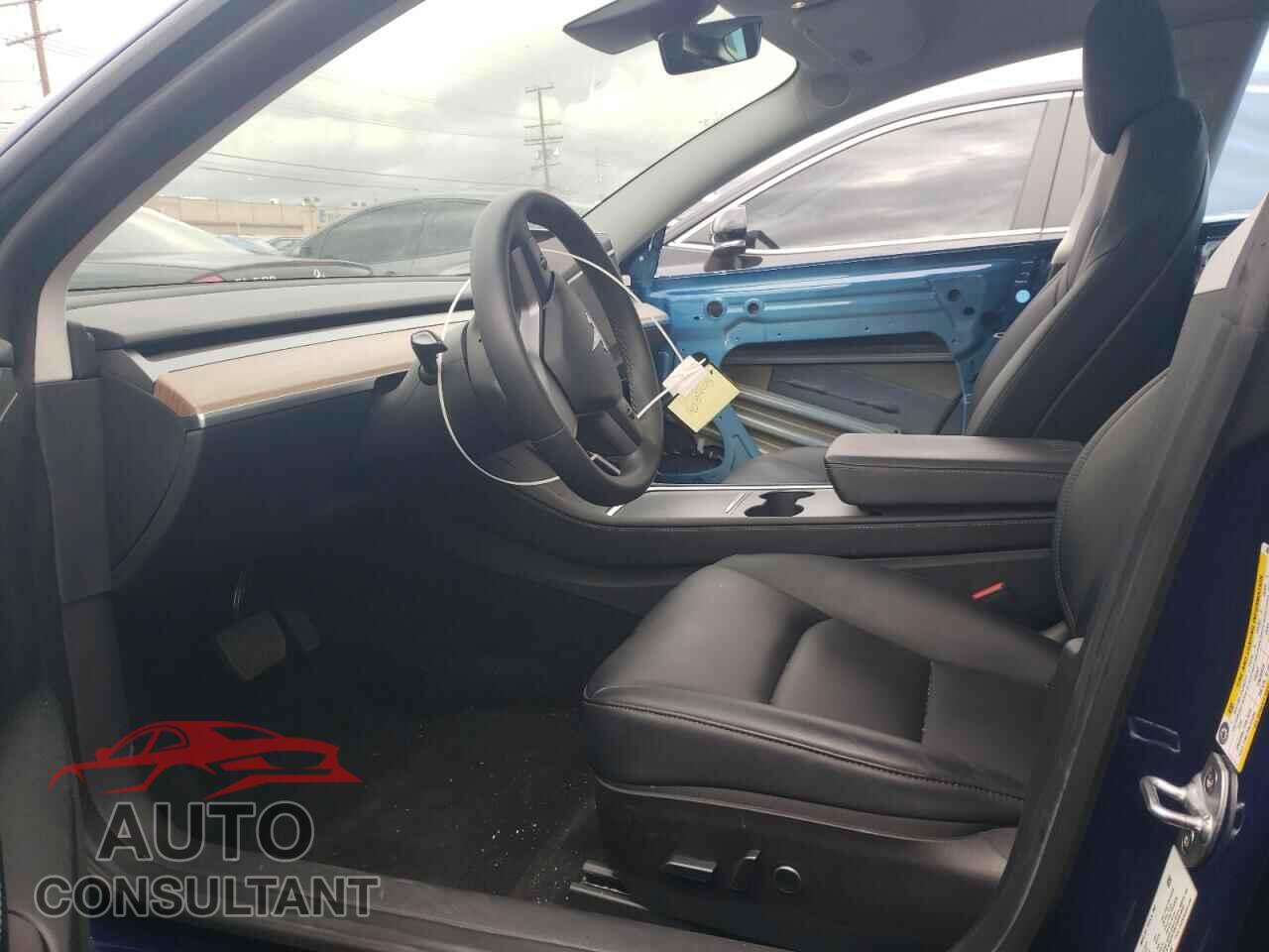 TESLA MODEL 3 2023 - 5YJ3E1EA5PF385136