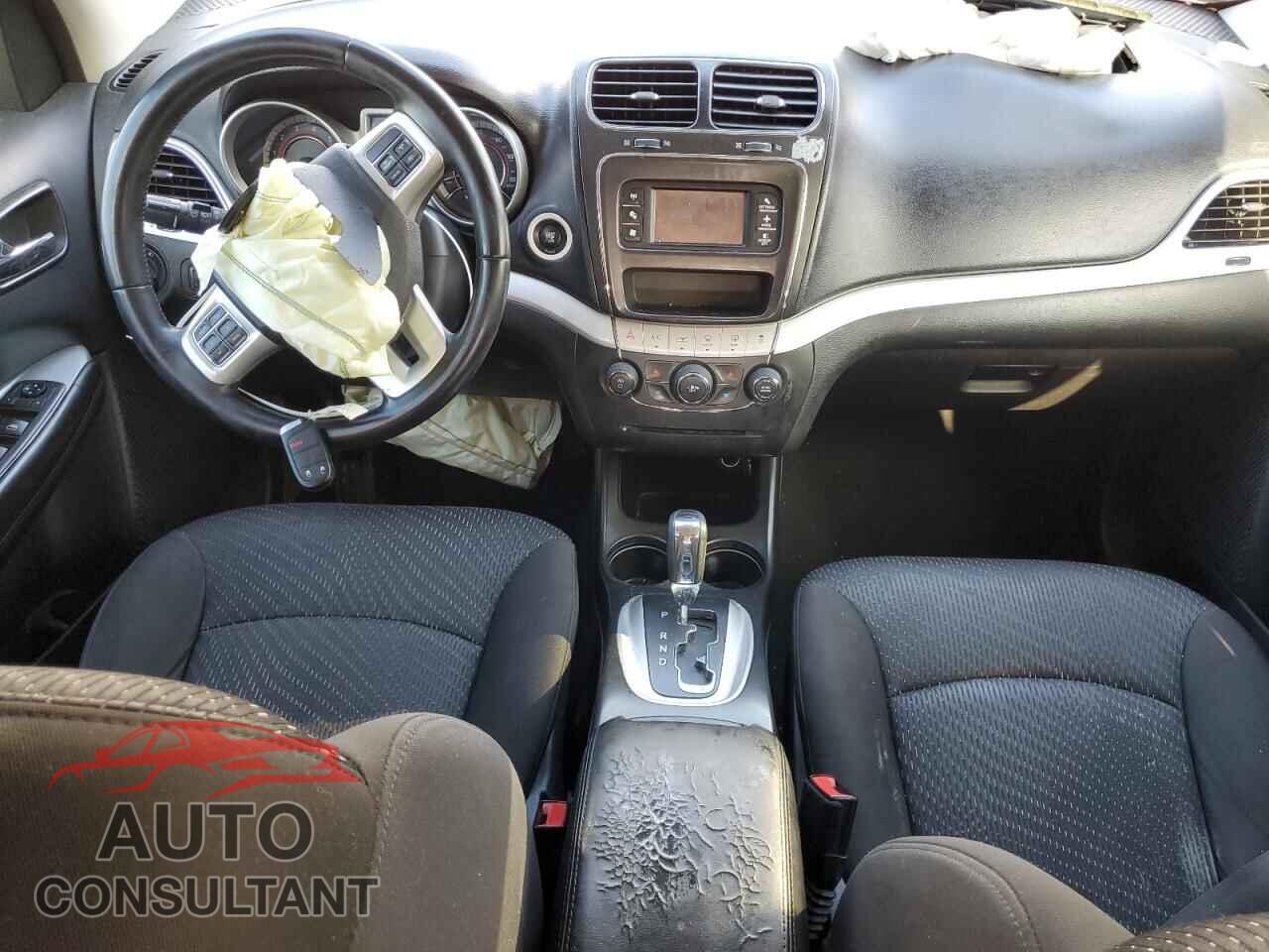 DODGE JOURNEY 2015 - 3C4PDCBB5FT708646