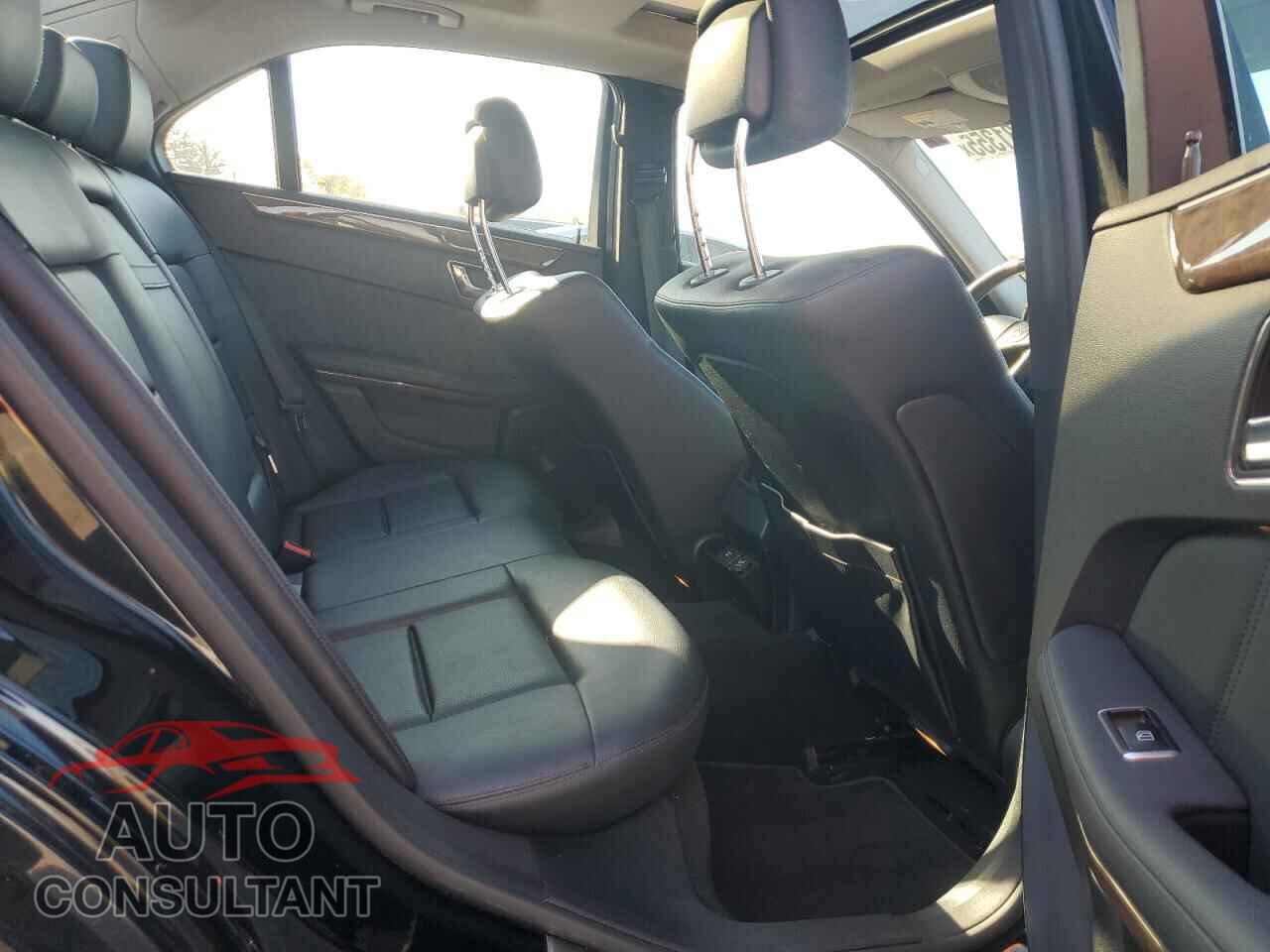 MERCEDES-BENZ E-CLASS 2011 - WDDHF8HB4BA320446