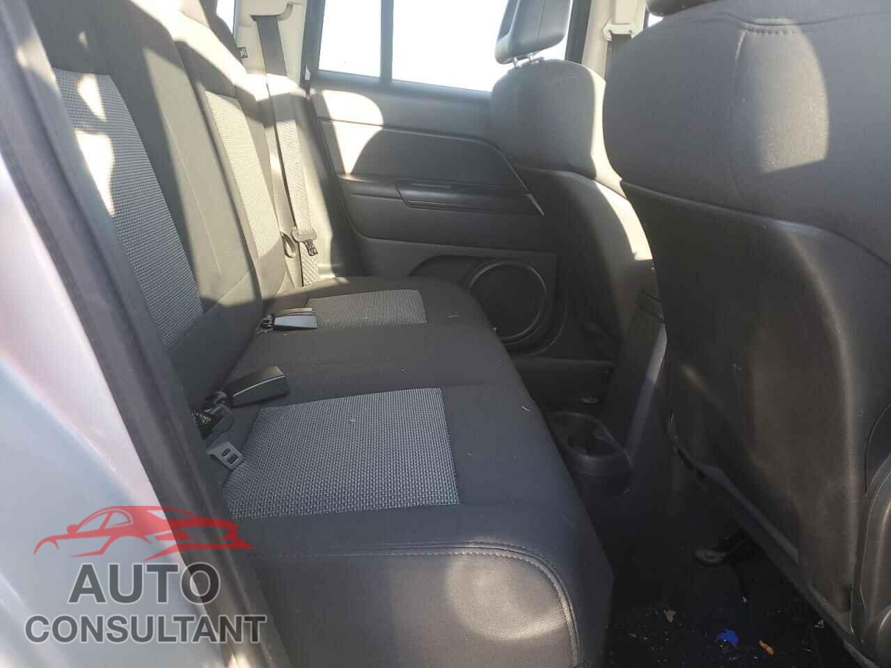 JEEP COMPASS 2009 - 1J4FT47B69D110244
