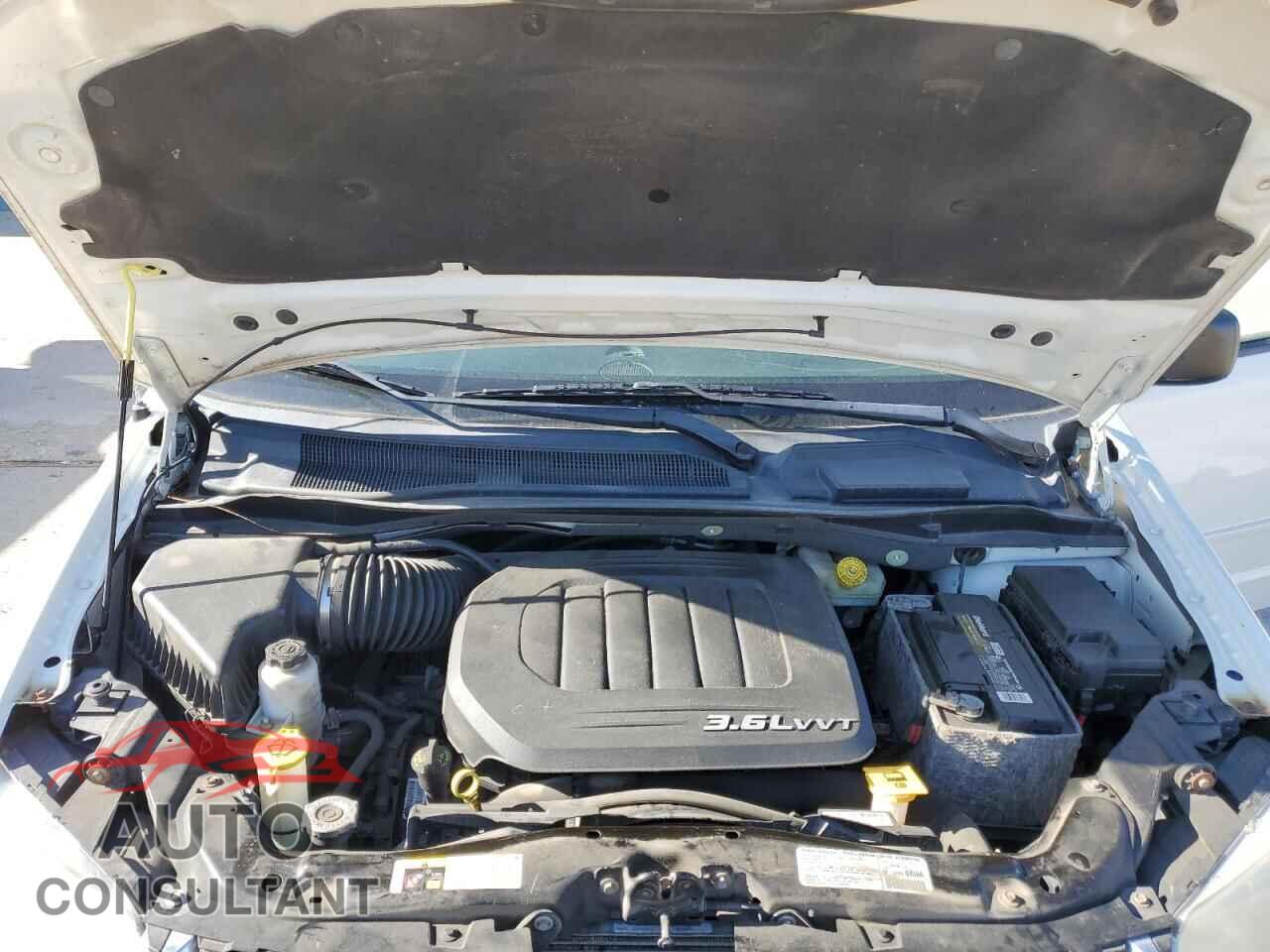 DODGE CARAVAN 2013 - 2C4RDGBG1DR561012