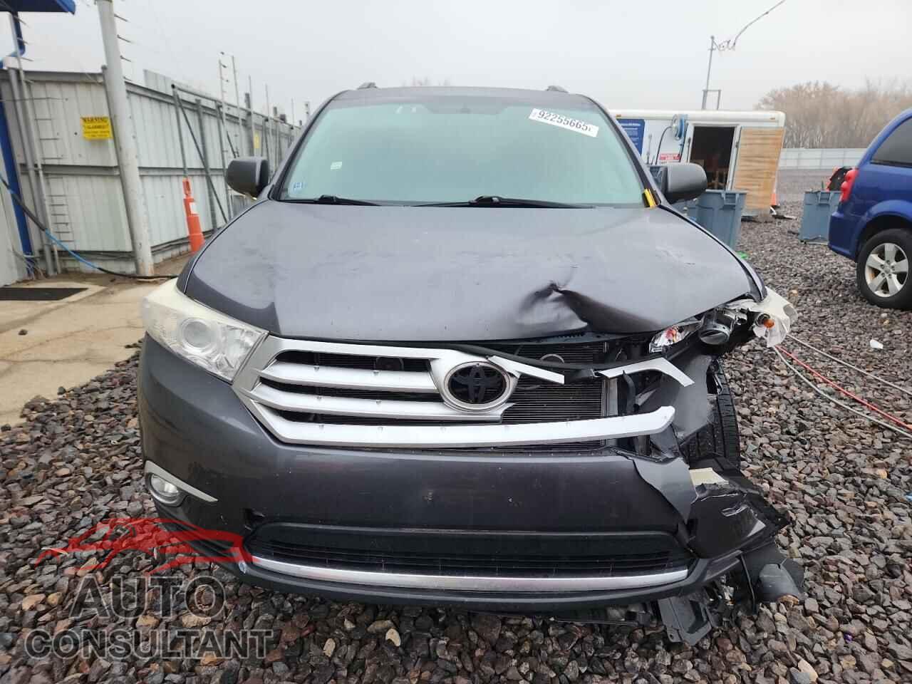 TOYOTA HIGHLANDER 2011 - 5TDDK3EH8BS065304