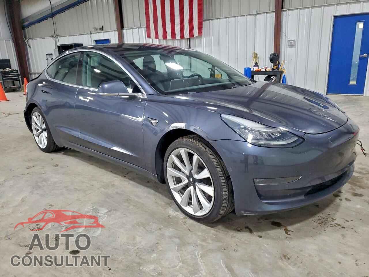 TESLA MODEL 3 2018 - 5YJ3E1EA8JF110576