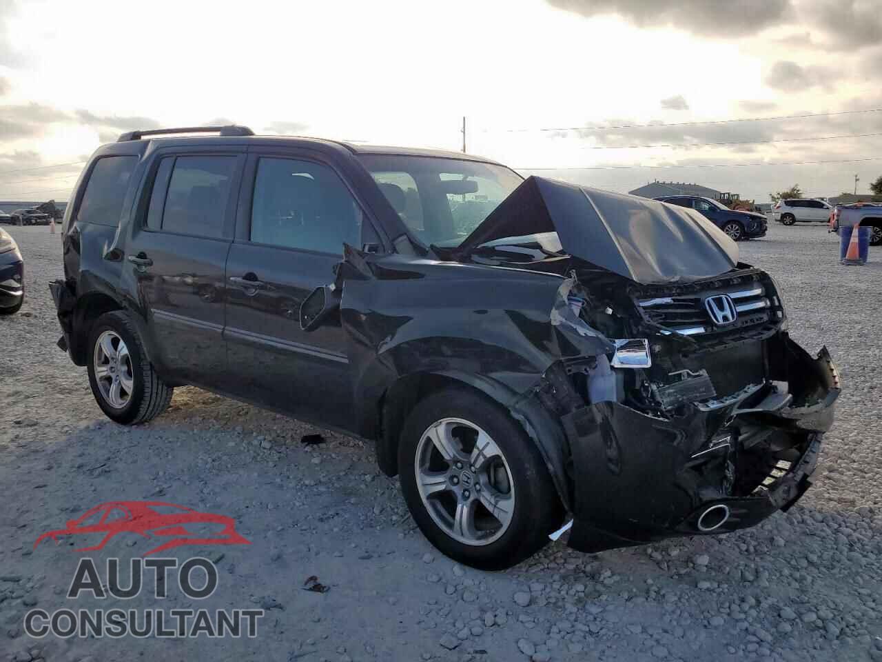 HONDA PILOT 2015 - 5FNYF3H51FB024014