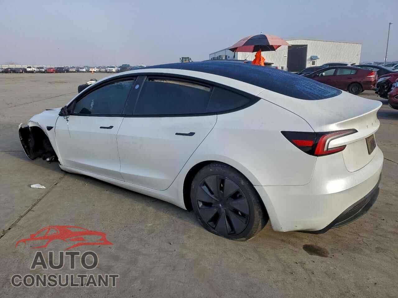 TESLA MODEL 3 2024 - 5YJ3E1EA1RF721285