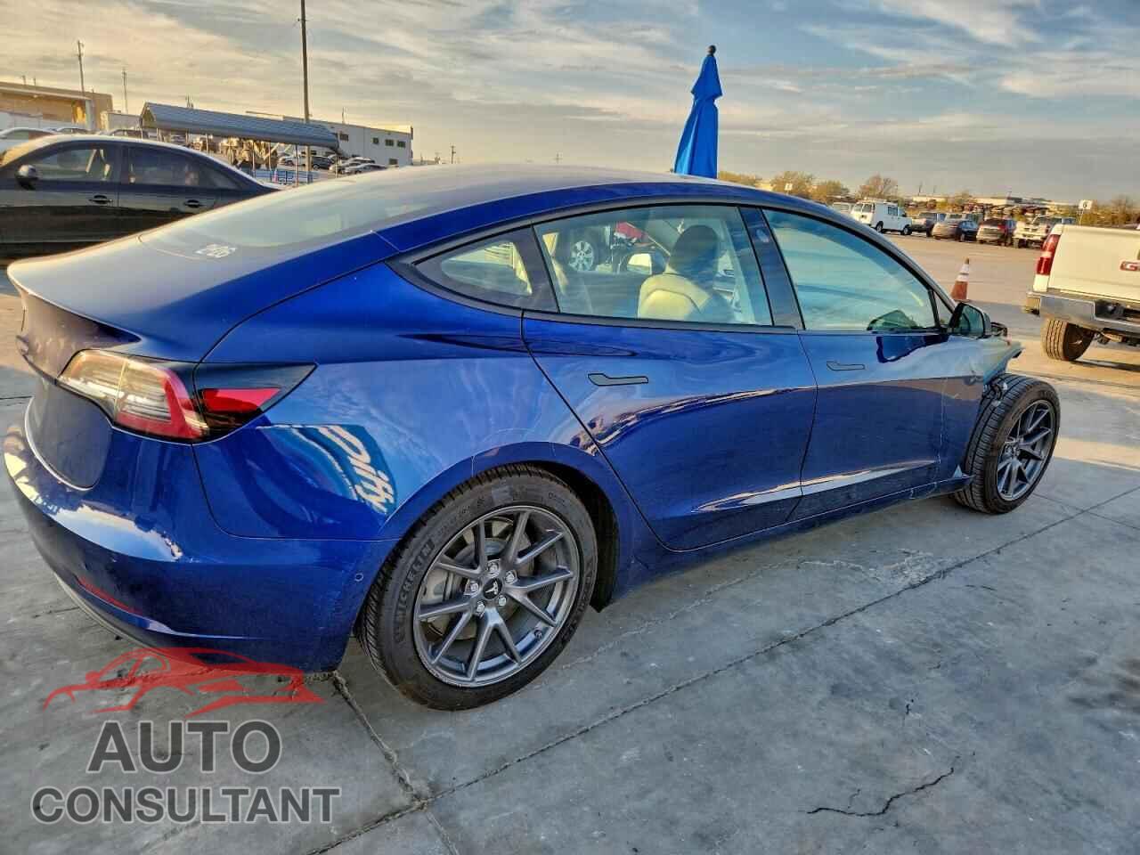 TESLA MODEL 3 2021 - 5YJ3E1EA5MF867018