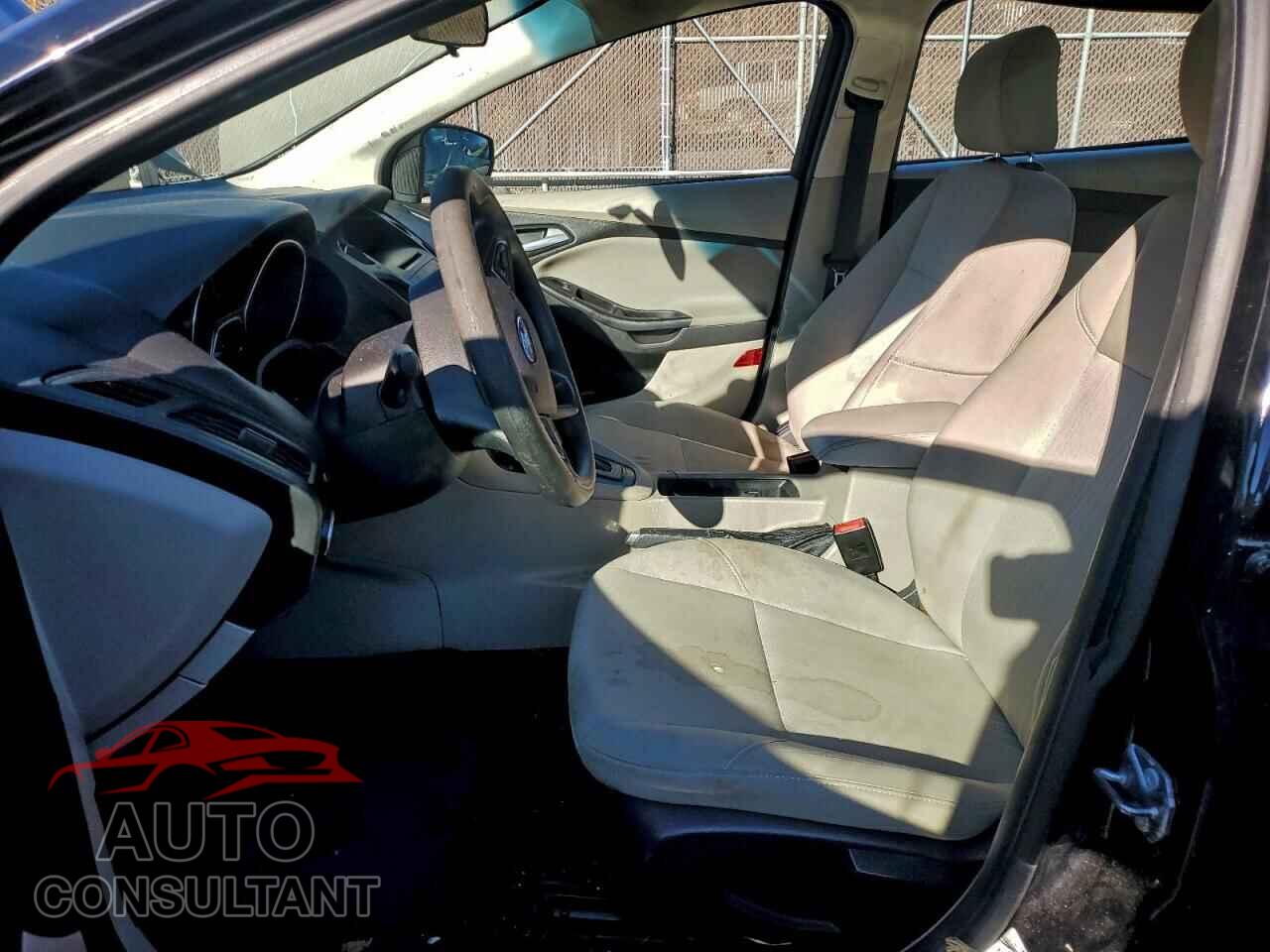 FORD FOCUS 2016 - 1FADP3F28GL216703
