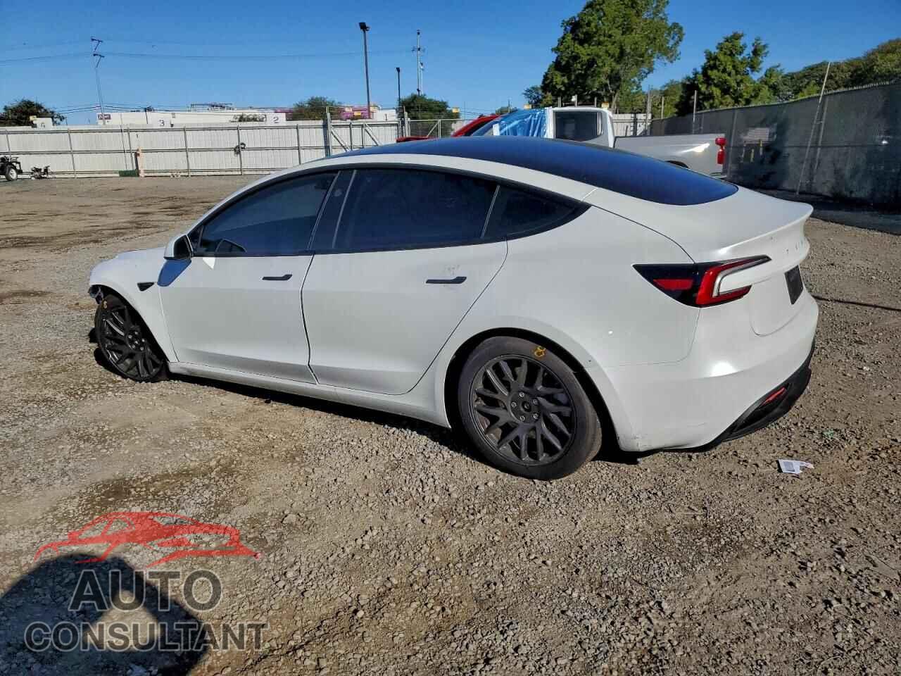 TESLA MODEL 3 2025 - 5YJ3E1EB7SF019230
