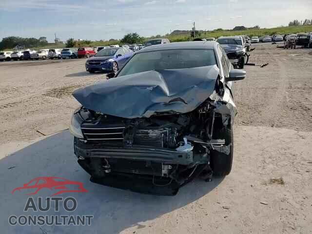 VOLKSWAGEN JETTA 2017 - 3VWDB7AJ7HM238638