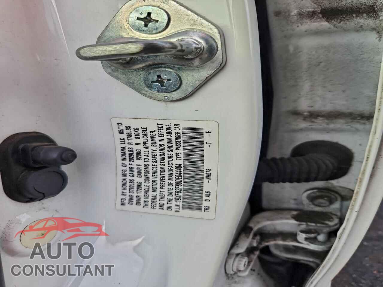 HONDA CIVIC 2013 - 19XFB2F88DE044404