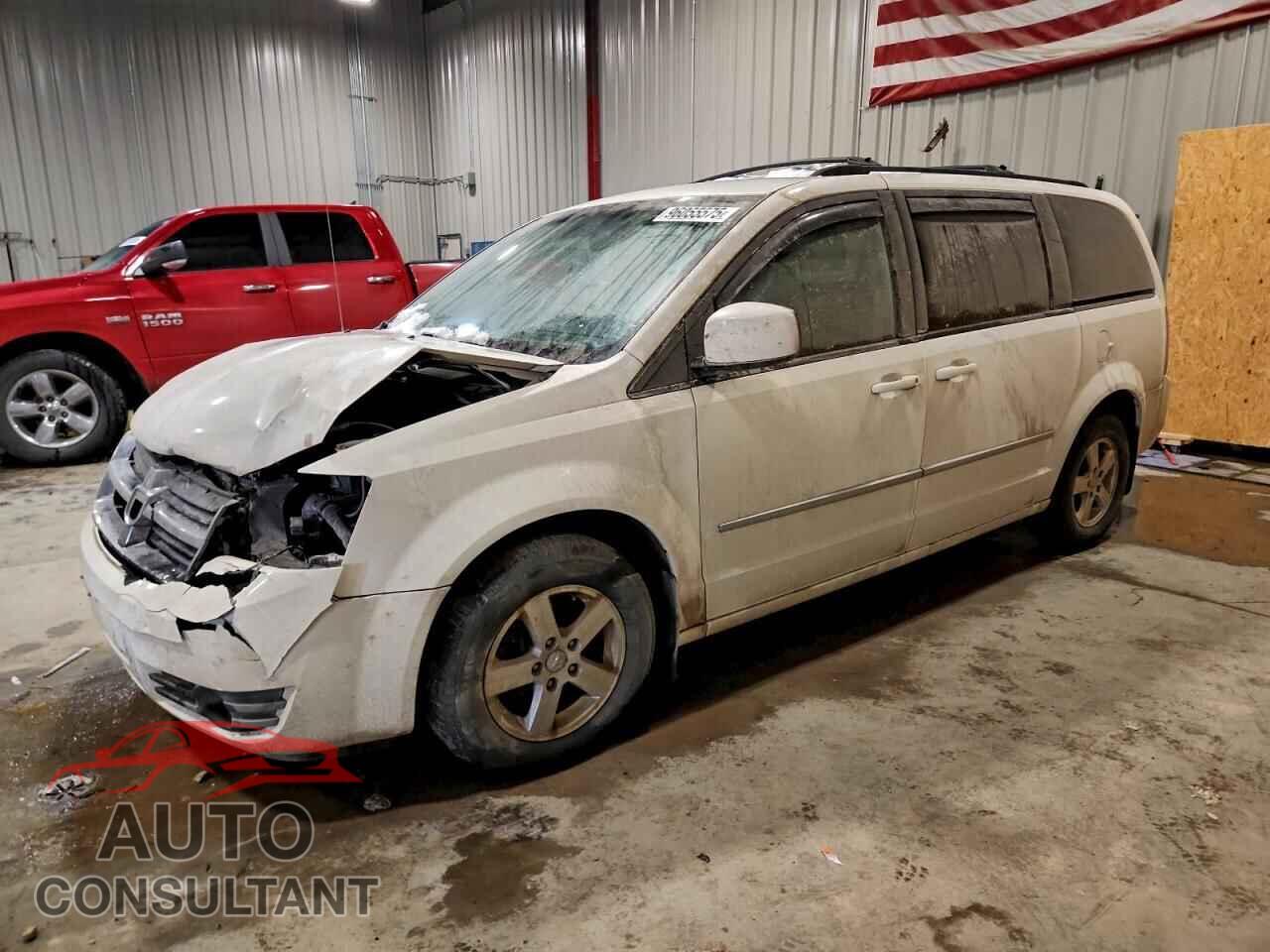 DODGE CARAVAN 2010 - 2D4RN5D17AR131073