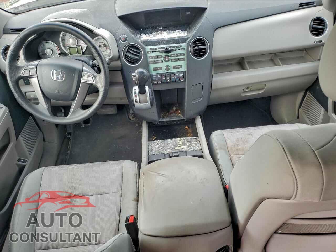 HONDA PILOT 2010 - 5FNYF3H46AB017396