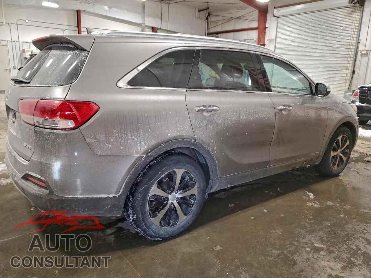 KIA SORENTO 2018 - 5XYPHDA50JG425691