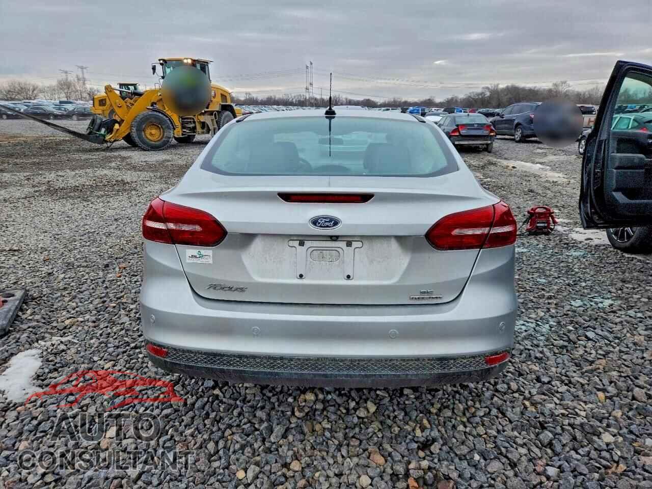 FORD FOCUS 2016 - 1FADP3F22GL332298