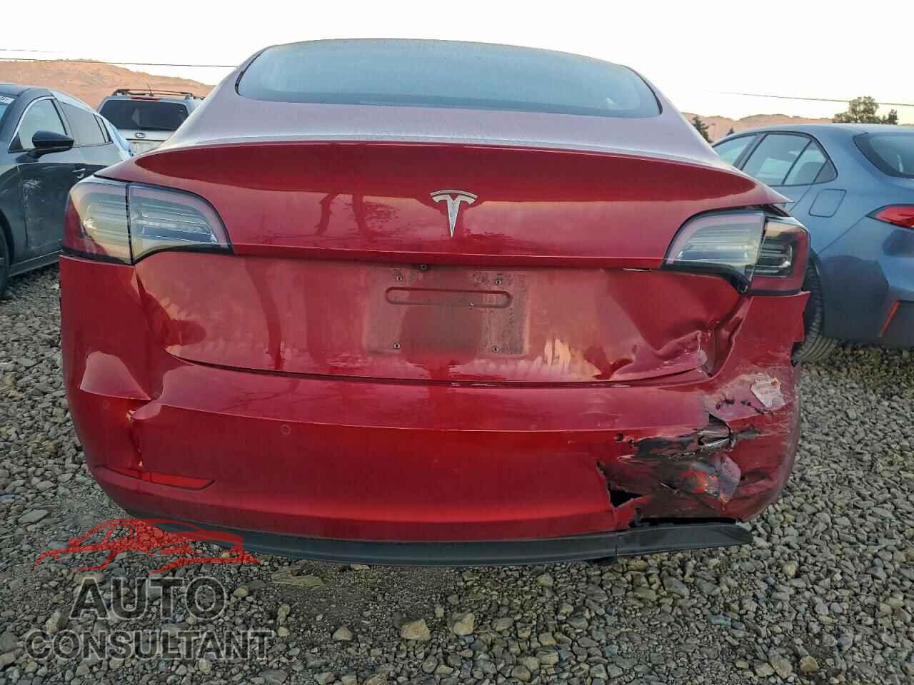 TESLA MODEL 3 2018 - 5YJ3E1EA9JF163805