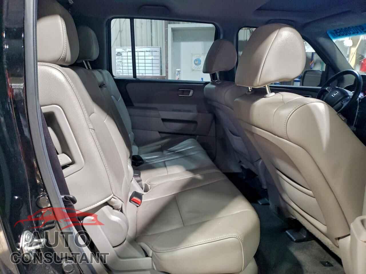 HONDA PILOT 2012 - 5FNYF4H54CB083219