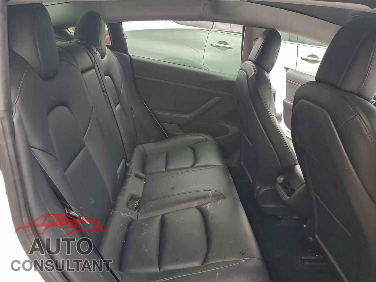 TESLA MODEL 3 2021 - 5YJ3E1EA4MF871528