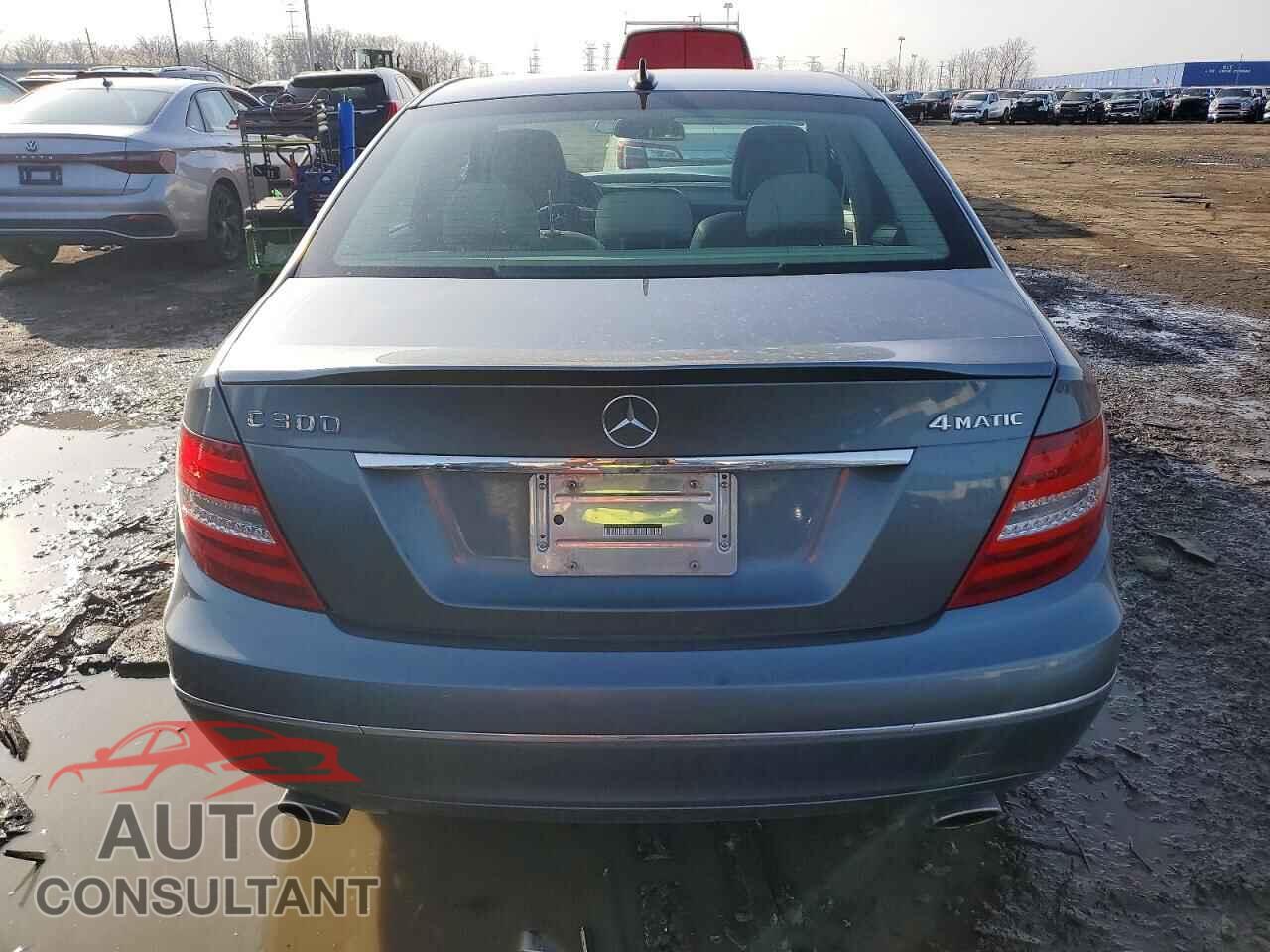MERCEDES-BENZ C-CLASS 2012 - WDDGF8BB7CF921715