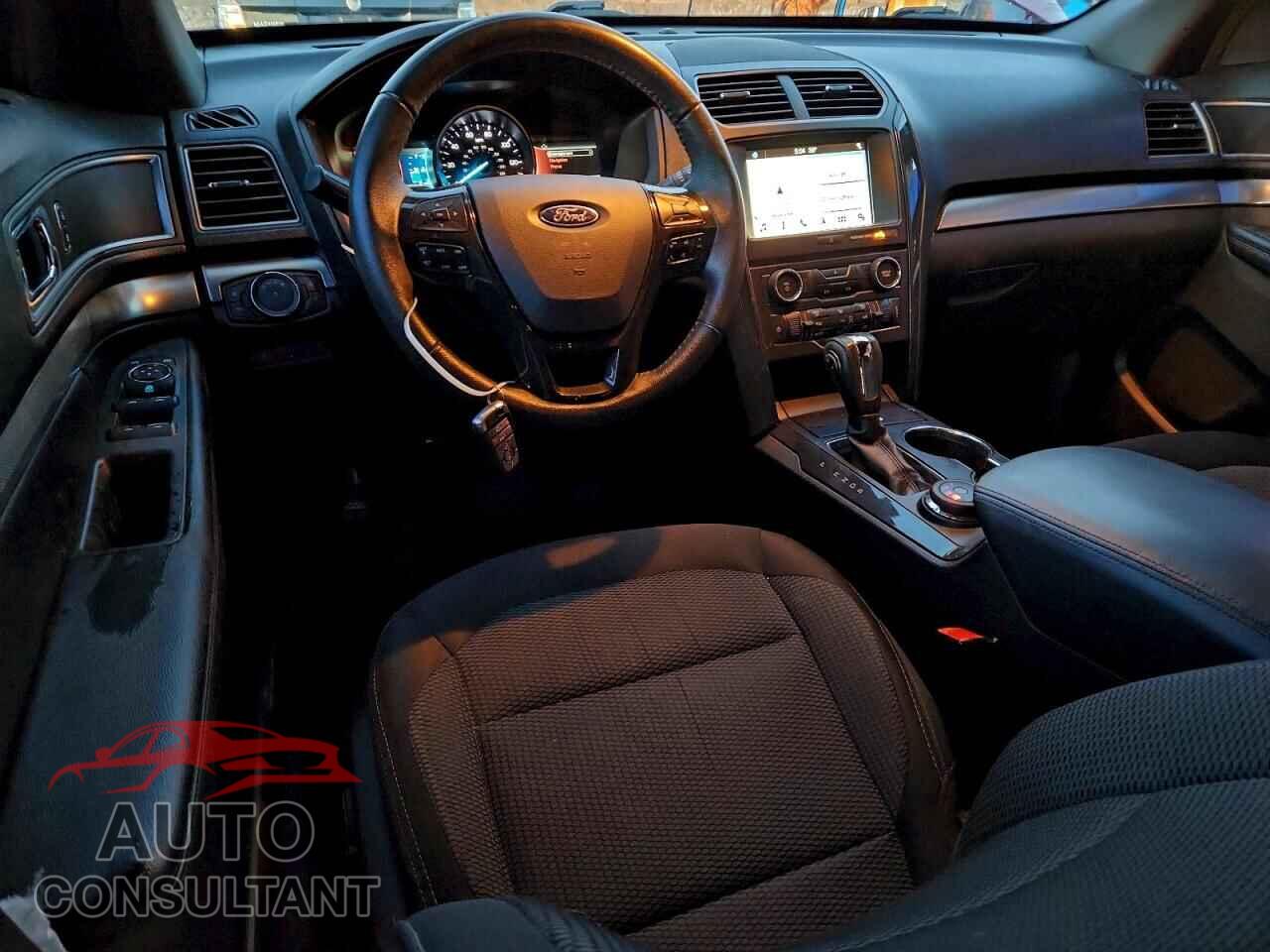 FORD EXPLORER 2018 - 1FM5K8D82JGB08753