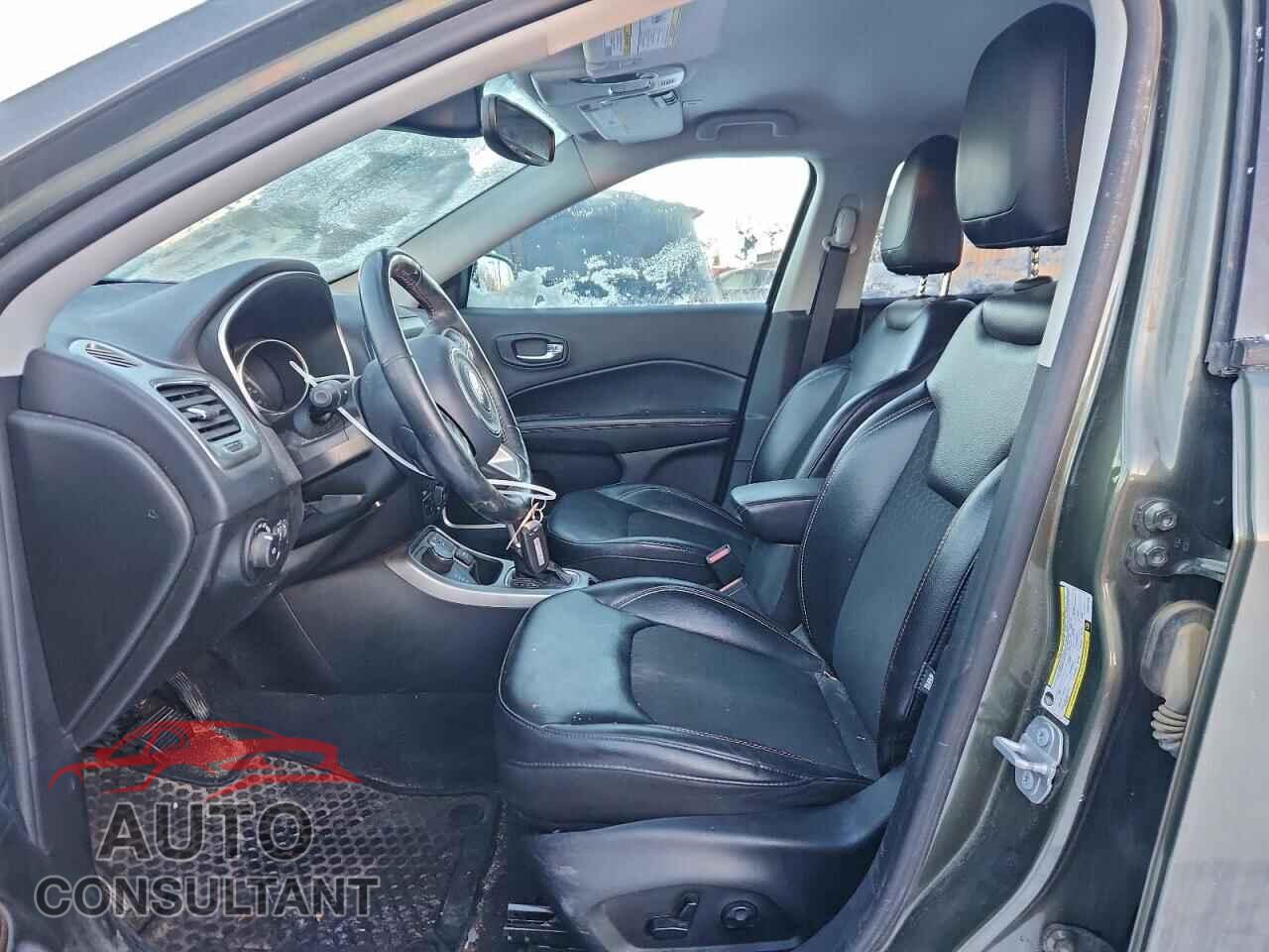 JEEP COMPASS 2018 - 3C4NJDBB8JT481175