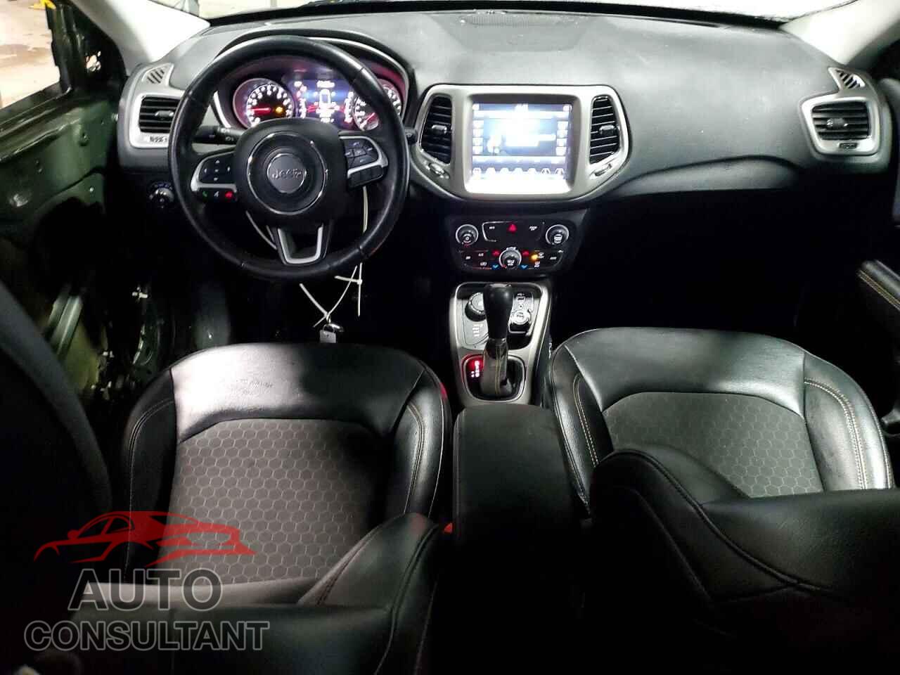 JEEP COMPASS 2019 - 3C4NJDBB2KT646686
