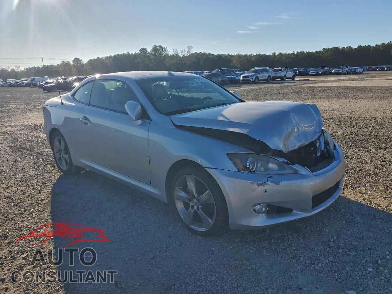 LEXUS IS 2011 - JTHFF2C25B2520606