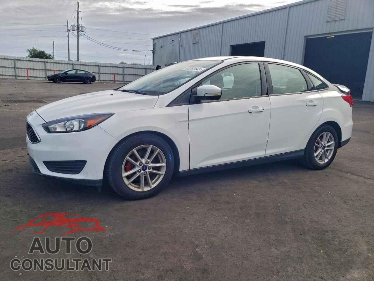 FORD FOCUS 2017 - 1FADP3F25HL287004