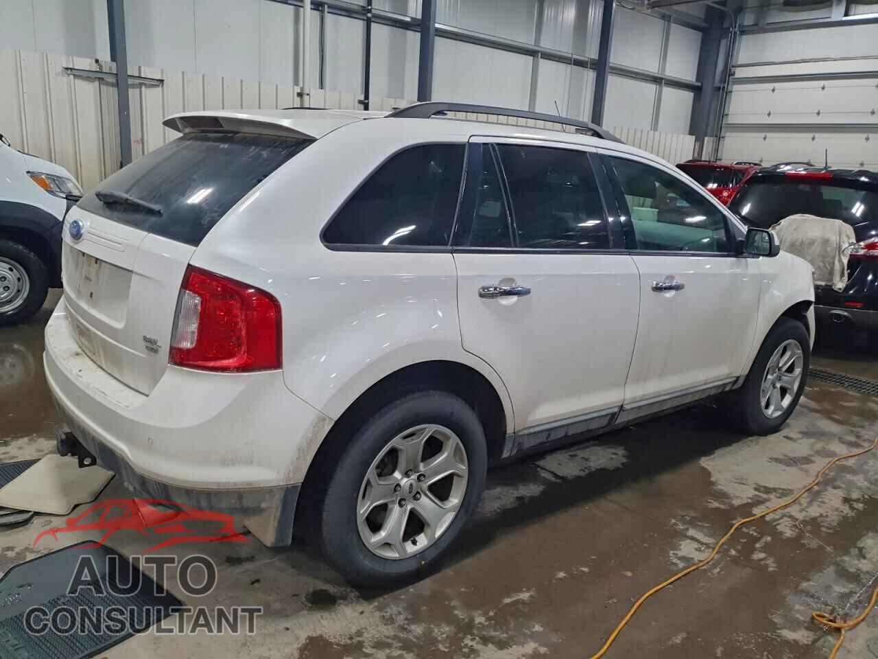 FORD FUSION 2011 - 2FMDK4JC2BBB08662