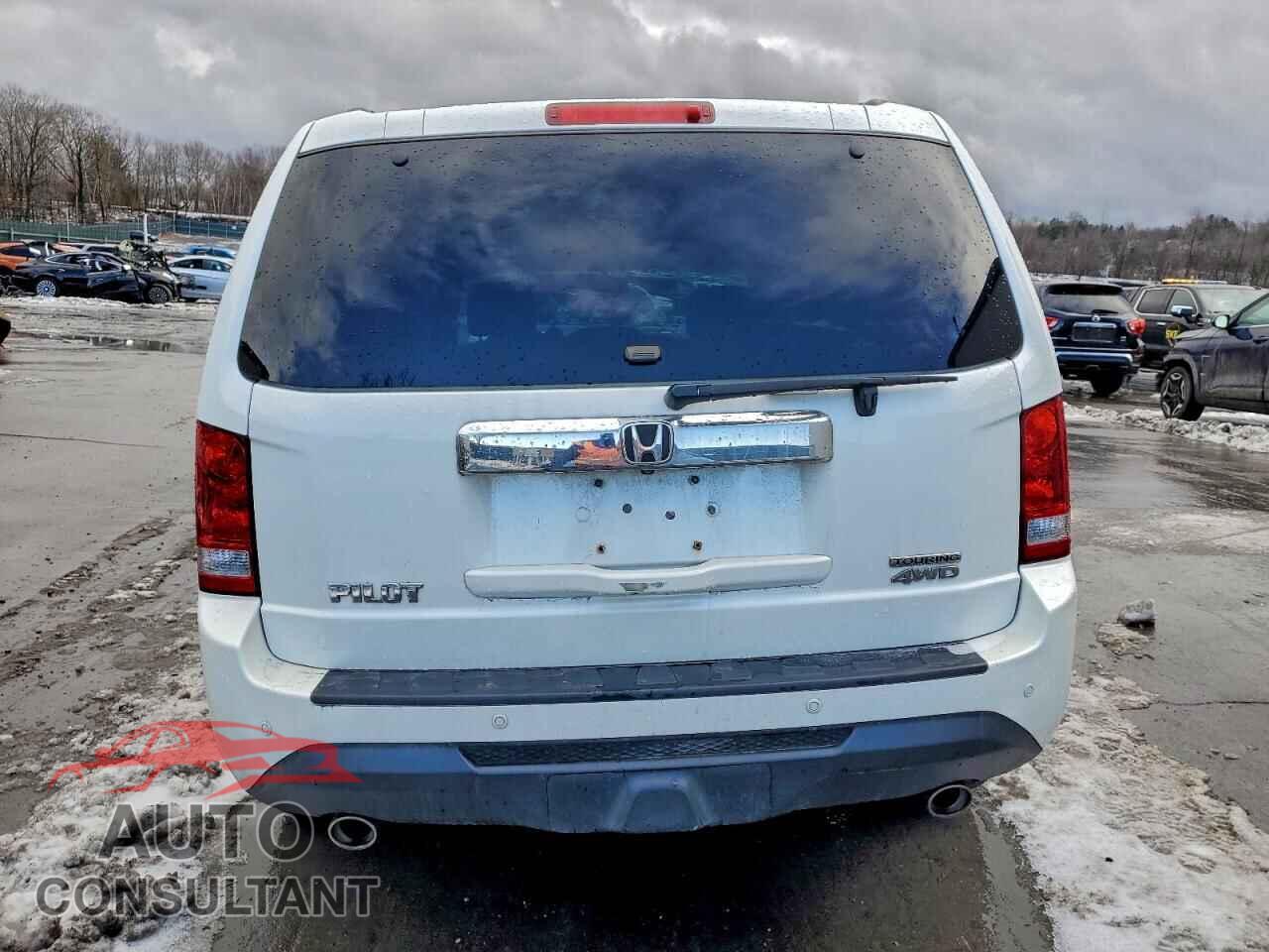 HONDA PILOT 2013 - 5FNYF4H91DB007882